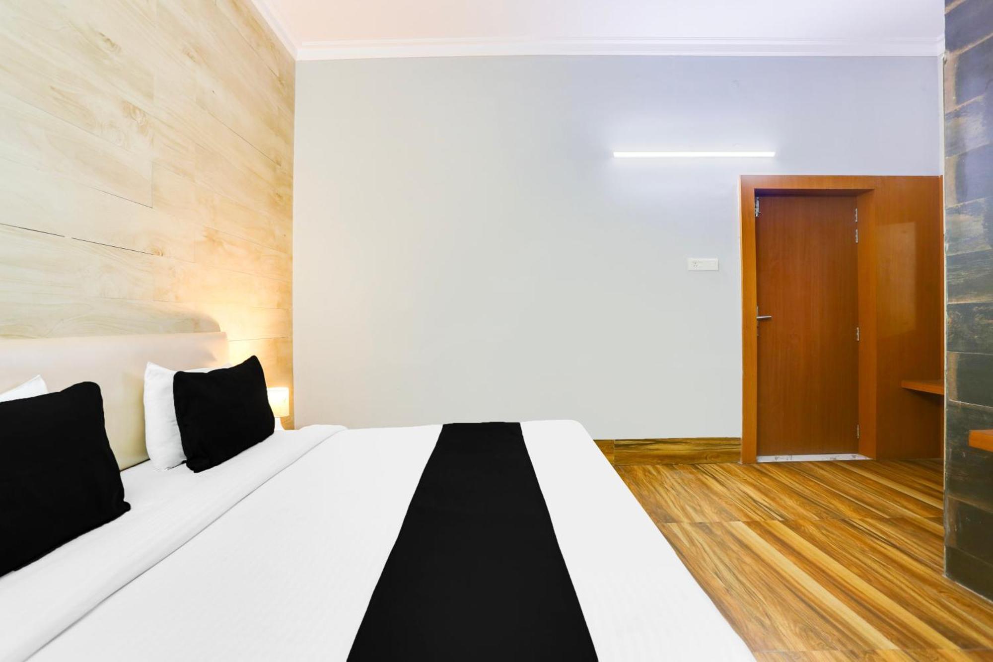 Super Collection O Bhiwadi Hotel Ngoại thất bức ảnh