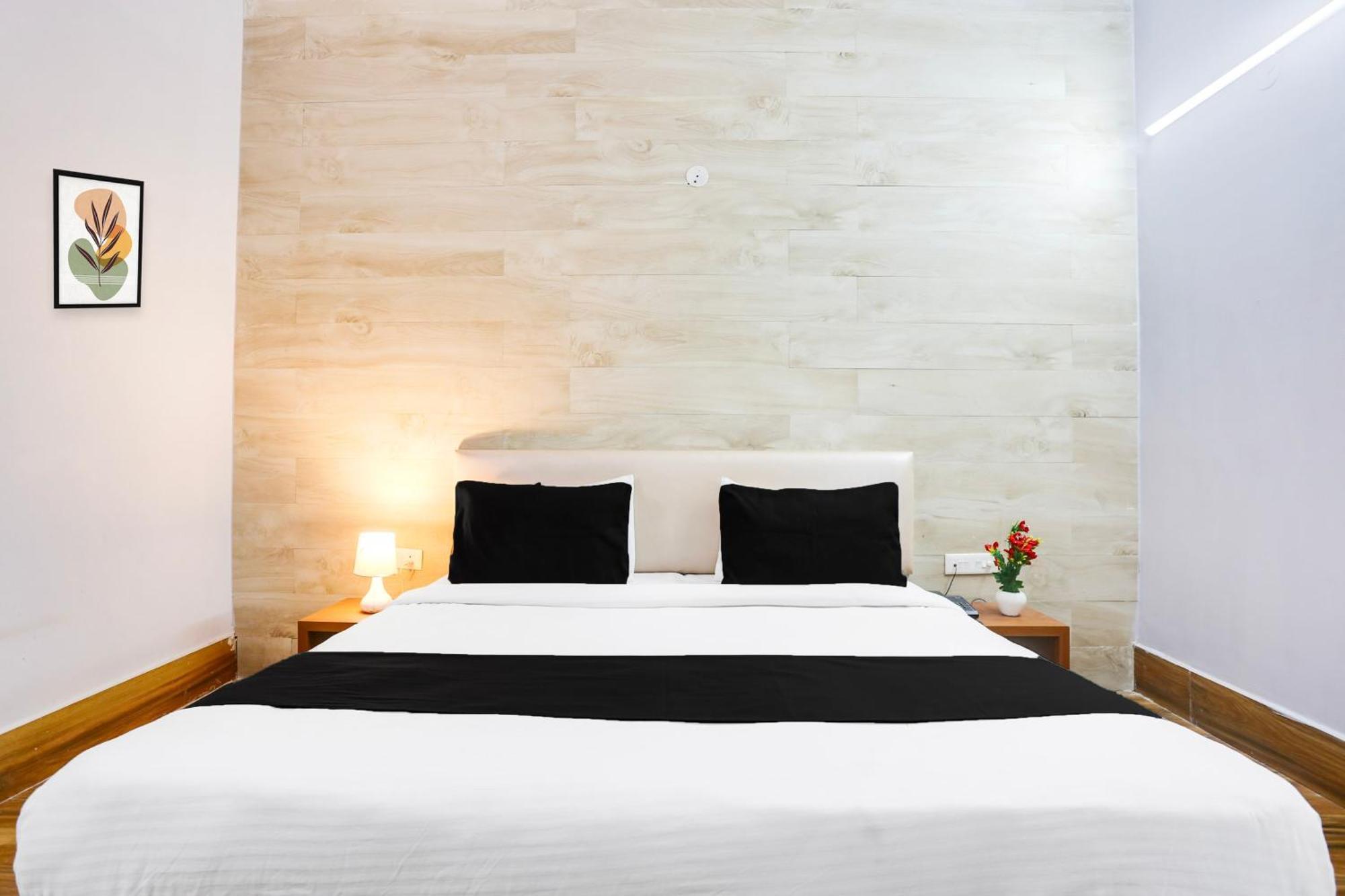 Super Collection O Bhiwadi Hotel Ngoại thất bức ảnh